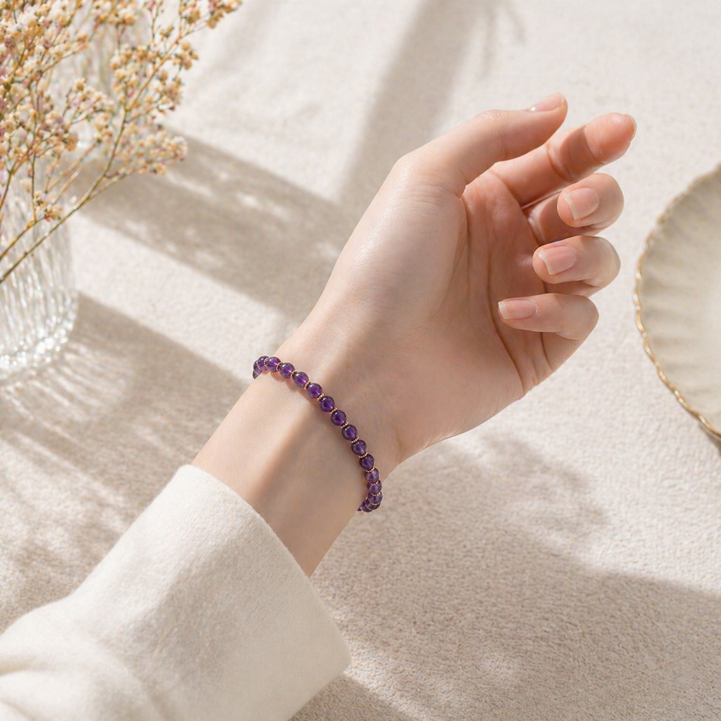 Lovece · Violet Whisper Bracelet